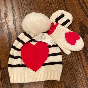 Heart hat and mitten baby set